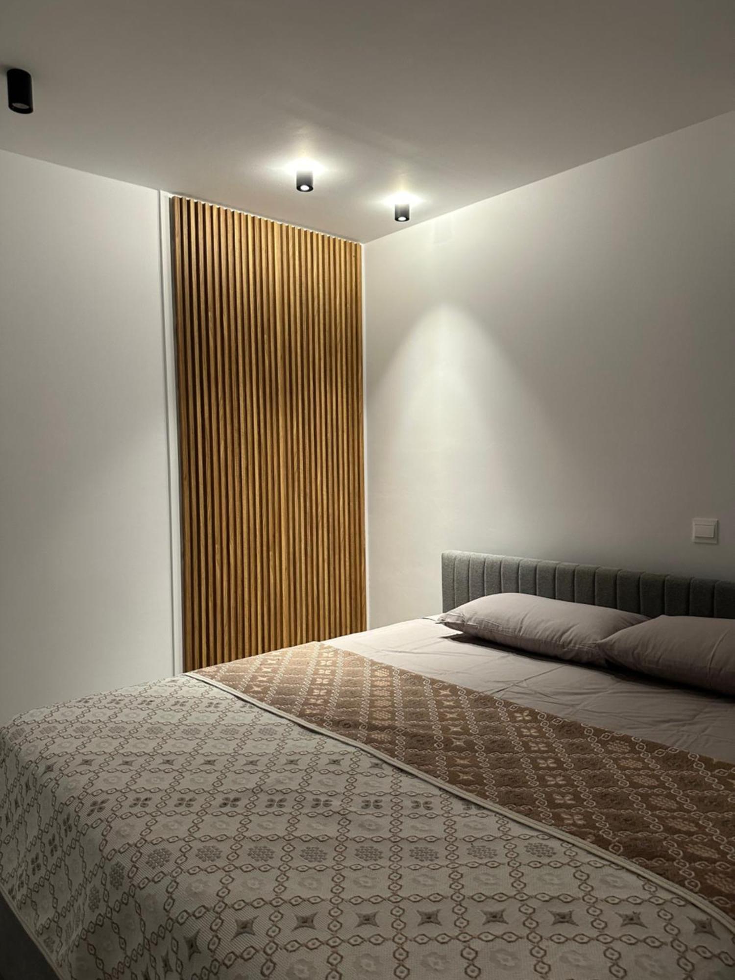 Royal Sunset Studios & Apartments Limassol Exteriör bild